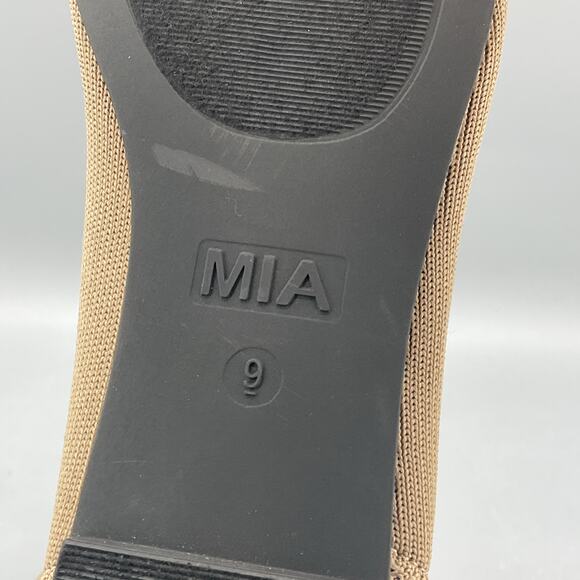 NEW Mia Women’s Kerri Slip on Pointed toe Flats Khaki Size 9M - Picture 6 of 10